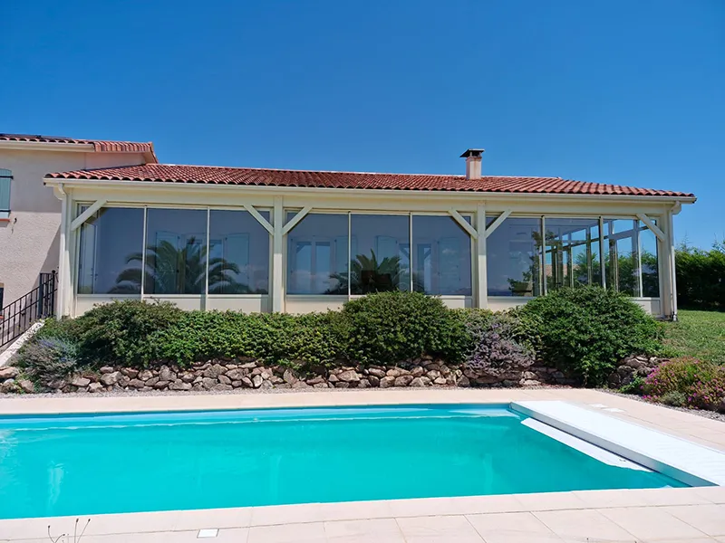 verandas Fermeture de terrasse avec piscine extérieure à Castres